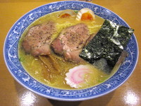 「特製中華そば（大盛）」@中華そば 青葉 学芸大学店の写真