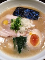 「鶏そばプレミアム￥９００」@吉田商店の写真