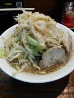 「背脂ラーメン」@天運我に有りの写真