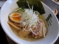 「淡麗しお（細麺）７５０円」@No One Style Cafeの写真