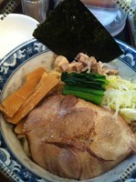 「３号らーめん（汁なし）」@ラーメン 雷鳥の写真