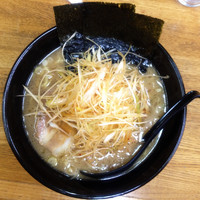「ネギラーメン850円＋中盛100円増し」@麺唐の写真