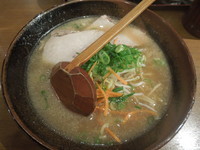 「醤油ラーメン」@古潭 ホワイティ梅田店の写真