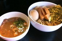 「つけ麺(中盛り)＋特製トッピング」@麺処GROWTHの写真