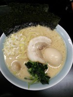 「豚骨塩ラーメン」@壱七家 厚木店の写真