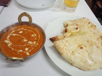 「ポークカレー900円＋チーズナン550円」@EVEREST CURRYの写真