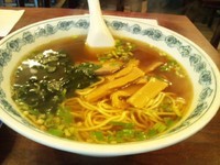 「ラーメン６００円＋餃子２個（ランチのおまけ）」@中華 博雅の写真