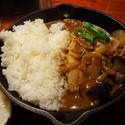 茄子と豚肉の旨味噌炒めカレー (大盛・温玉）