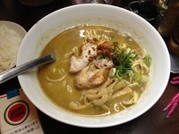 「グリーンカレーソバ + 小ご飯」@BASSANOVAの写真