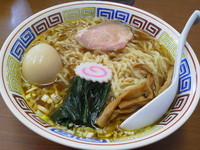 「中華そば（大盛り）　※恥ずかしながら鶏チャー抜き」@乱切り手もみ中華そば りょうがの写真