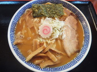 「ラーメン680円（クーポンで500円)中盛」@柏大勝軒総本店の写真