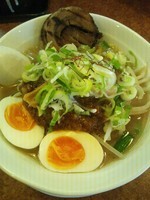 「台湾ラーメン（炙りチャーシュー・味玉トッピング）」@台湾ら〜めん 風やんの写真
