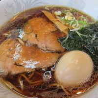 「醤油ラーメン（６５０円）＋味玉（１００円）」@尾道ラーメン 正ちゃんの写真