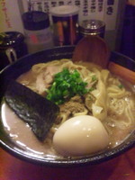 「２代目濃厚ラーメン大盛り＋味玉」@二代目狼煙 本店 葉隠製麺の写真