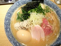 「特製濃厚魚介らーめん（中盛）」@麺屋 一燈の写真