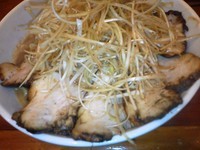 「チャーシューメン大盛+ネギ」@麺屋 御神本の写真