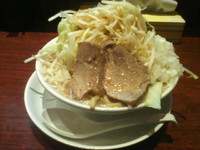 「らーめん（麺増量4ばか＋野菜増量でら盛り）」@継承 あっ晴れ 関店の写真