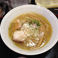 「鶏旨味そば 650円」@麺処 ぼたん 佐野店の写真