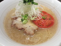 「塩ラーメン＋ローストトマト」@Bia Biaの写真