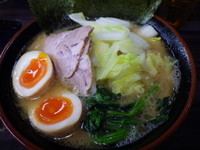 「特製ラーメン並盛」@横浜家系らーめん 武術家の写真