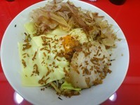 「汁なし（並）￥700＋スライスチーズ￥50×2＝￥800」@びんびん豚の写真