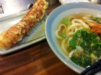 「かけうどん 竹輪天トッピング」@おにやんまの写真