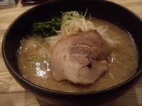 「ラーメン(６５０円)」@自家製麺 つるぎ屋の写真