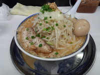 「みそラーメン味玉（900円）」@らーめん 凌駕の写真