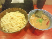 「かれつけ麺 （中盛）（800円）+魚粉マシ(無料)」@二代目狼煙 本店 葉隠製麺の写真