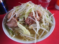 「豚入り（ヤサイニンニクアブラ）　700」@ラーメン二郎 三田本店の写真