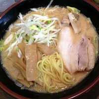 「味噌ラーメン 680円」@麺屋 豚と鶏の物語の写真