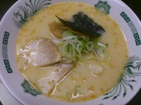 「とんこつラーメン ￥410」@日高屋 川越クレアモール店の写真