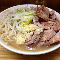 「小豚」@ラーメン二郎 赤羽店の写真