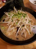 「まる+もやし」@茨城豚骨 とんこつ家 高菜の写真