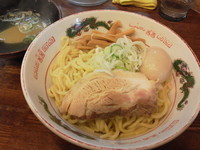 「油そば　塩味（大）スープ付き　＋クーポンで味玉」@らあめん 塩八の写真