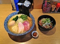 「特製芳醇香味そば（塩）大盛り＋ローストポークジンジャー」@麺屋 一燈の写真