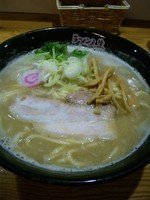 「鶏煮込みそば（大）、唐揚げセット」@ラーメン人生 JET600の写真