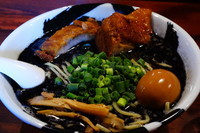 「特製武骨ら～麺・黒」@麺屋武蔵 武骨の写真