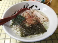 「パイナップル塩ラーメン700円」@パイナップルラーメン屋さん パパパパパインの写真