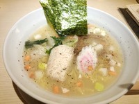 「鶏塩ラーメン＋鶏飯」@コーチン専科 ここからの写真