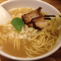 「中華そば」@煮干し中華そば三四郎の写真