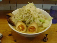 「味噌ラーメン780円（ヤサイ、アブラ）+ 味玉100円」@らーめん 影武者 外伝の写真