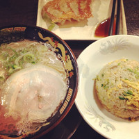 「とんこつラーメン」@ラーメン工房 ふくやの写真