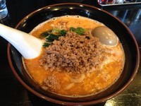 「天竜坦坦麺・麺大盛り＋台湾の煮玉子（￥680＋￥100）」@地獄の担担麺 天竜 本店の写真