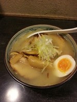 「焼豚塩そば900円」@中華ソバ 櫻坂の写真