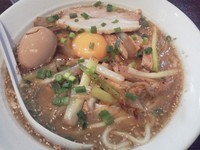 「特☆　濃厚ねぎ肉醤油ラーメン（替え玉）」@らーめんの円熟屋 大里店の写真