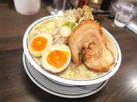 「味玉とんコク野菜らーめん」@麺喰なずなの写真