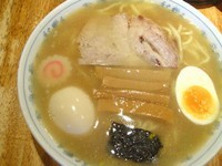 「中華そば＋煮玉子」@飯田橋大勝軒の写真