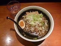 「旭川醤油らーめん」@麺屋べろりの写真