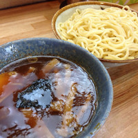 「特製もりあつ中  650円」@麺屋ごとうの写真